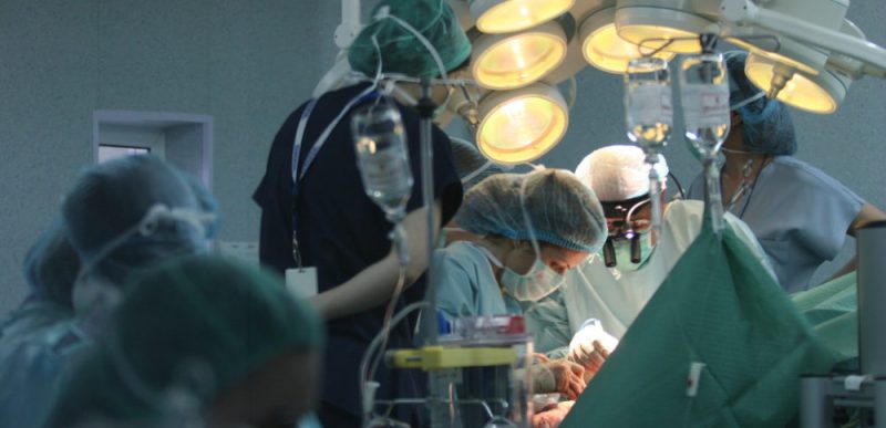 Premieră medicală în România: primul transplant pulmonar a avut loc într-un spital din capitală