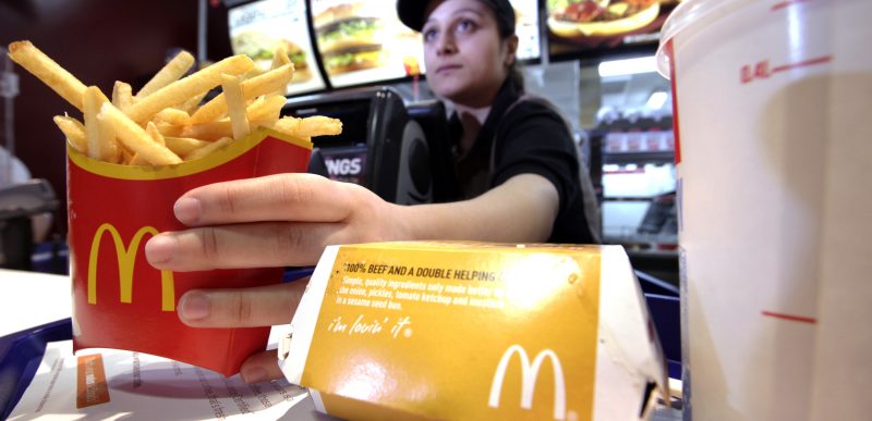 Angajații McDonald’s din SUA au intrat în grevă