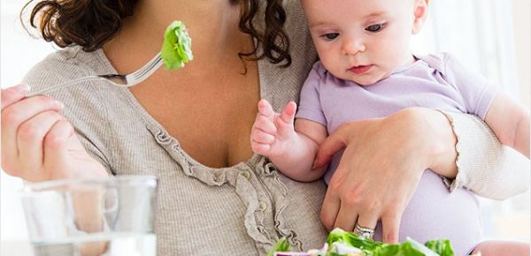 Alimentele recomandate pentru mamele care alăptează