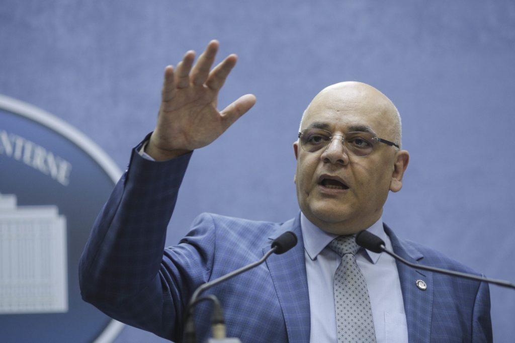 Raed Arafat măsuri speciale pentru frizerii și saloane