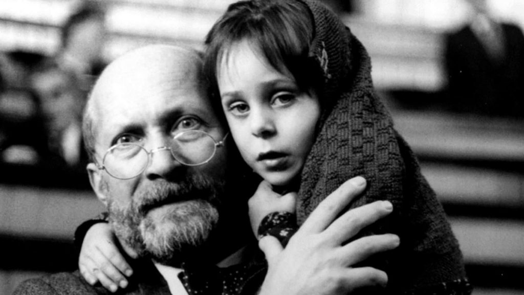 10 reguli pentru părinți de la pedagogul Janusz Korczak