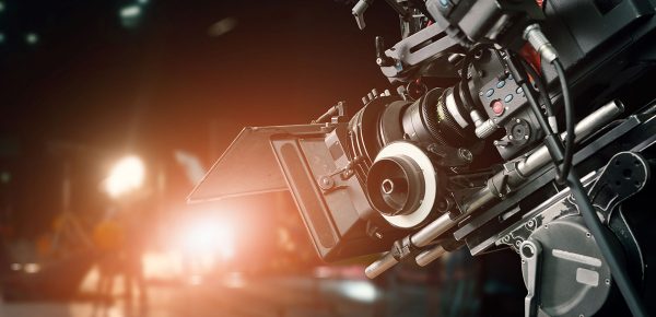 8 filme care au avut ca platou de filmare locații din România