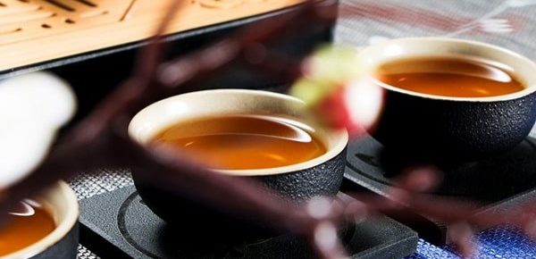 Ceaiul negru: Top 9 beneficii pe care le poate aduce sănătății
