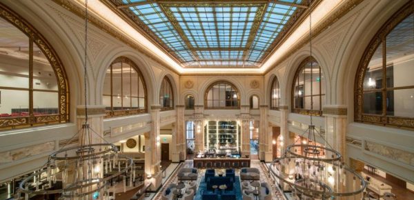 Fosta bancă Marmorosch Blank transformată în hotel de 5 stele