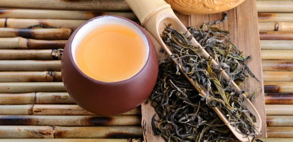 Ceaiul Oolong: 8 beneficii pe care le poate aduce sănătății