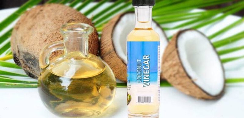 Oțetul de cocos: 5 beneficii pe care le poate aduce sănătății
