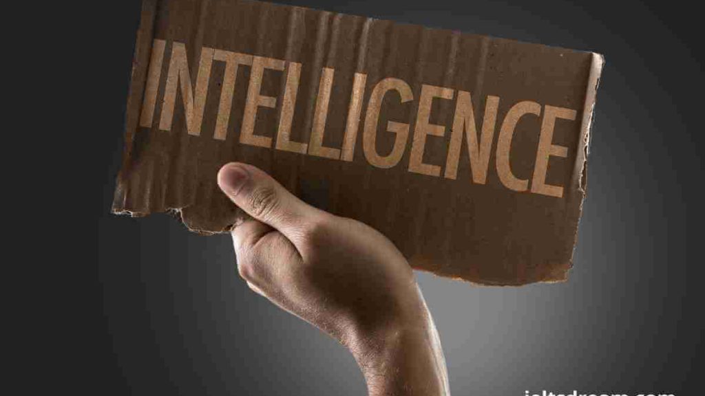 oamenii inteligenți