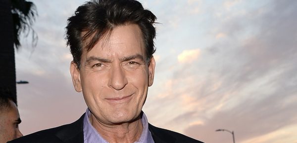 <strong>Charlie Sheen s-a culcat cu 200 de femei în timp ce avea HIV</strong>