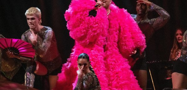 Videoclipul mega provocator al lui Sam Smith stârnește controverse